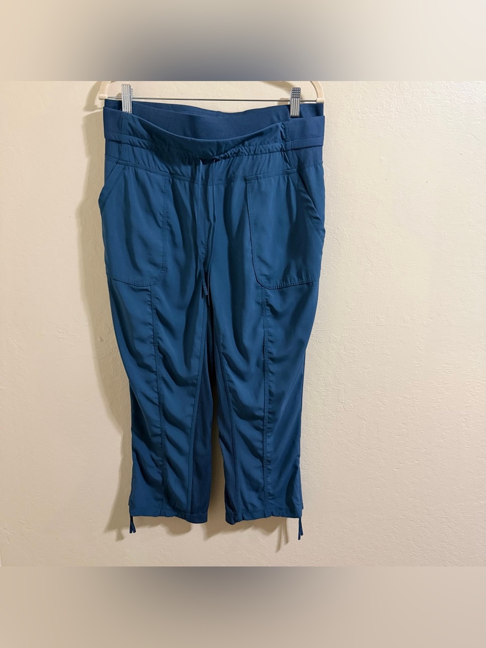 INDYEVA Nakato II Capri Pants Teal Blue M Medium Hike Travel Stretch Drawstring